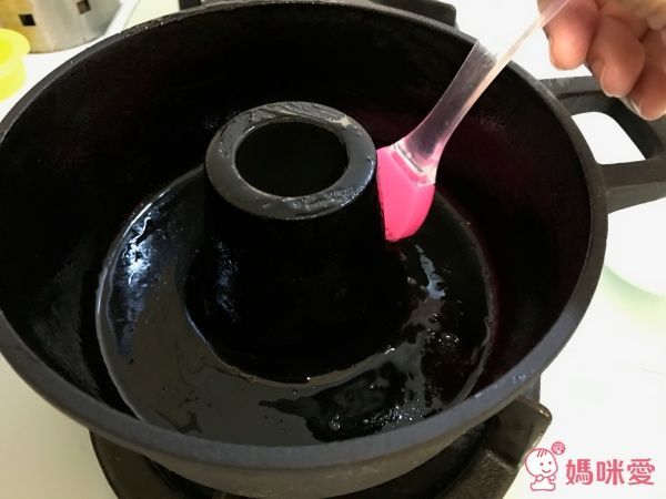 ❤及源鑄造 OIGEN 日本製南部鐵器圓形麵包烤鍋