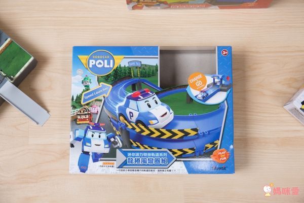 POLI 波力 - 迷你波力特技軌道系列-龍捲風彎圈組-附迷你波力充電車1台