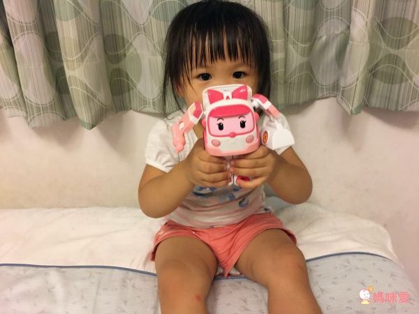 POLI 波力救援小英雄 - LED變形羅伊-附滅火器×1+吊車×1+昇降梯×1