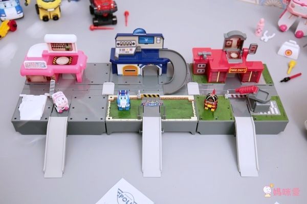 POLI 波力救援小英雄 - 波力迷你基地-附1吋迷你波力合金車1台