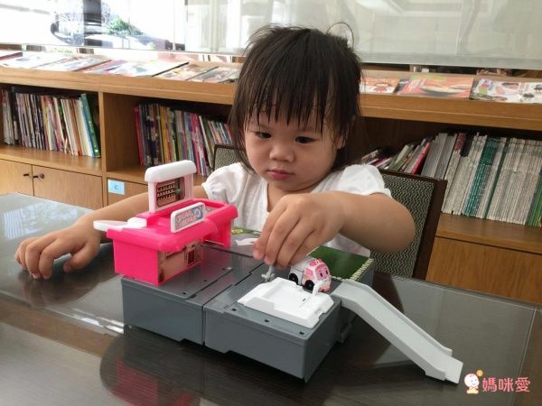 POLI 波力救援小英雄 - 安寶迷你基地-附1吋迷你安寶合金車1台