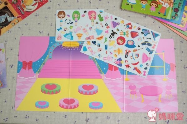 日本永岡書局 劇場版3折頁磁鐵書