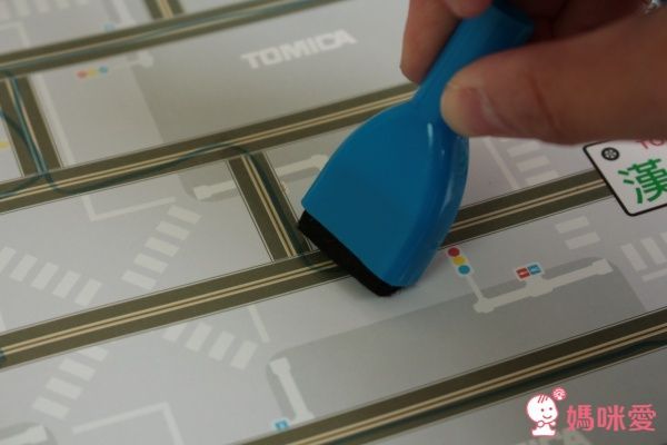 TOMICA 多美小汽車中文遊戲書