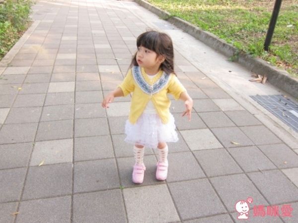 韓國 Besson JouJou LED 發光星星鞋