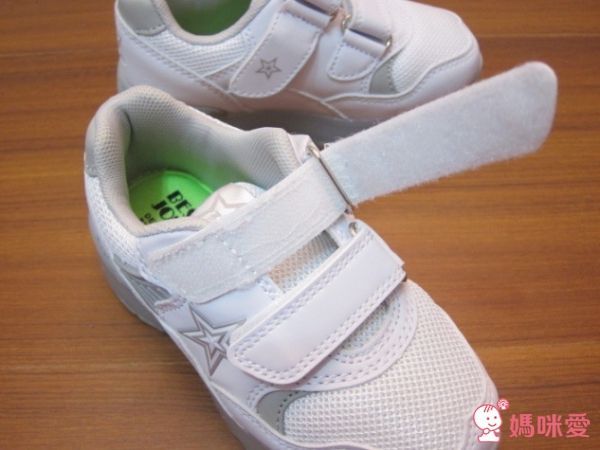 韓國 Besson JouJou LED 發光星星鞋