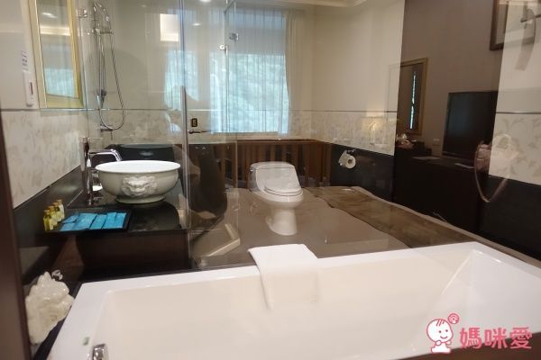 宜蘭【東森海洋溫泉飯店】海景泡湯雙享受