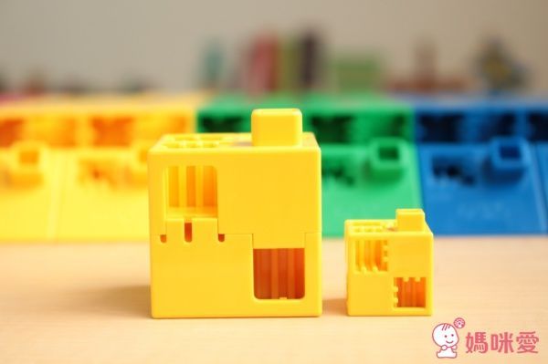 ✩日本製 Artec 彩色積木大積木系列-Blocks幼兒積木紙盒 60PCS