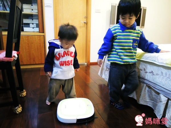  Ecovacs DEEBOT 智慧吸塵機器人