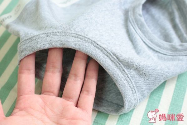 AJ HIPPO小河馬兒童天絲棉無縫內衣/背心/內褲