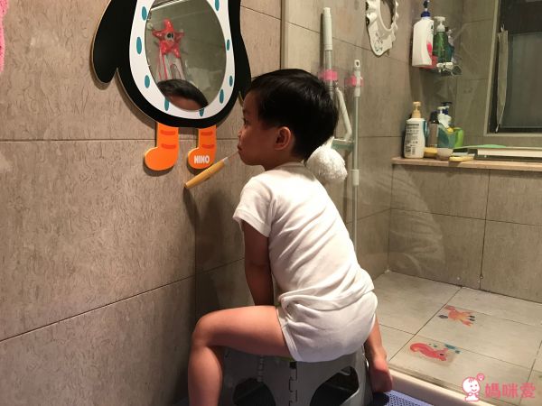 AJ HIPPO小河馬兒童天絲棉無縫內衣/背心/內褲