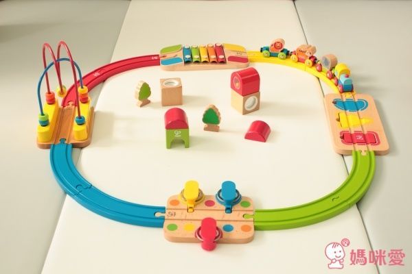 Hape 彩虹軌道及車站(共30pcs)