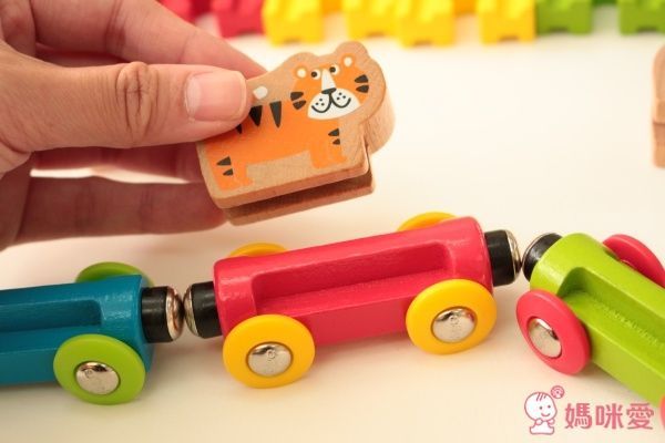 Hape 彩虹軌道及車站(共30pcs)