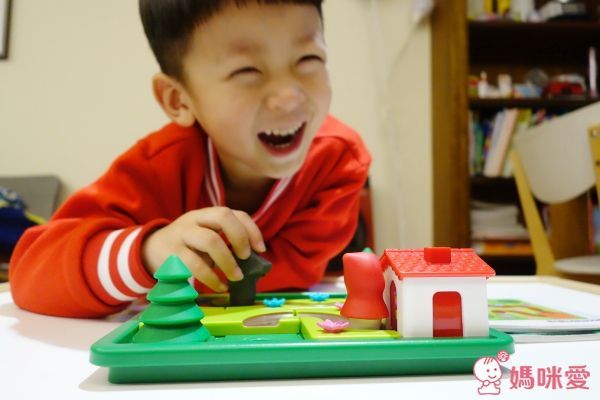 上誼★小紅帽 / 三隻小豬 / 蜜蜂跌跌樂 超人氣桌遊★