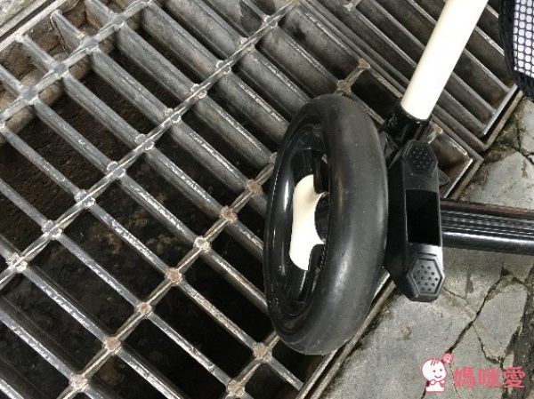  Combi Urban Walker Lite MC A型-可平躺型嬰兒手推車 