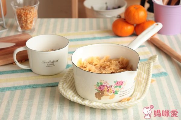 日本 Tamahashi ✖ Asahi 米奇米妮/彼得兔 琺瑯鍋&插畫繪本風廚房好物