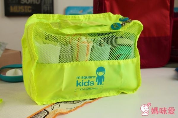 m square 兒童衣物袋