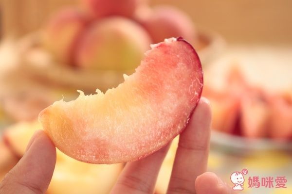 鄭哥新鮮水果箱 /  日本山梨縣水蜜桃禮盒