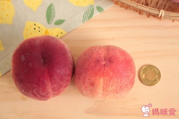 鄭哥新鮮水果箱 /  日本山梨縣水蜜桃禮盒