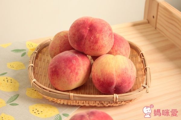 鄭哥新鮮水果箱 /  日本山梨縣水蜜桃禮盒
