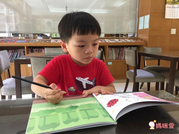 寒假獨享！幼福忍者兔水畫遊戲冊、塗鴉指印畫