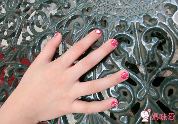 台灣製 一撕即卸指尖玩彩