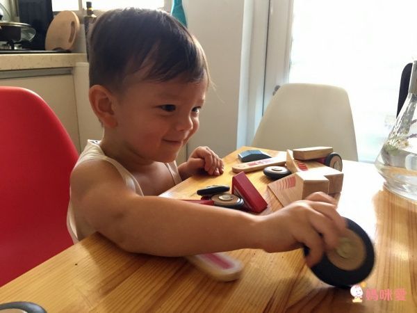 Tegu 磁性積木 - 25件特技小組-飛躍號