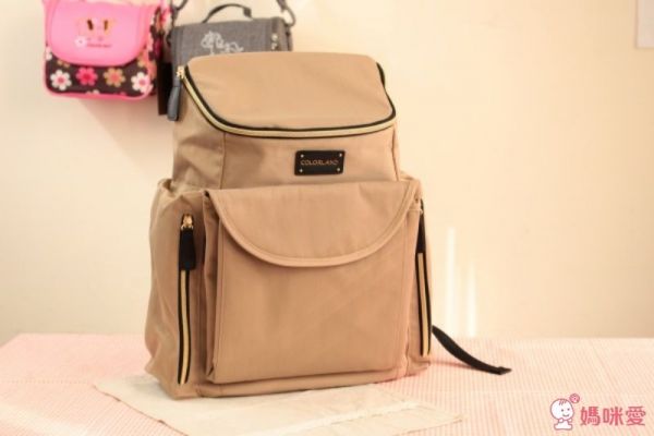 Colorland 方形開口時尚後背包