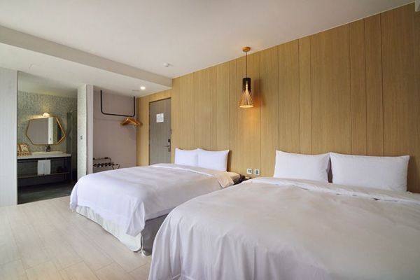 花蓮山知道 綠蛇紋標準四人房