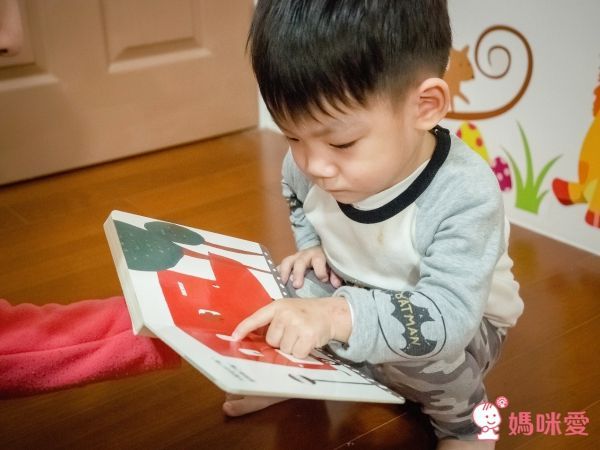 上誼精選：低幼齡寶寶操作遊戲書 0歲起親子共玩