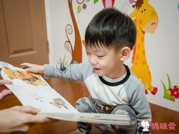 上誼精選:低幼齡寶寶操作遊戲書 0歲起親子共玩