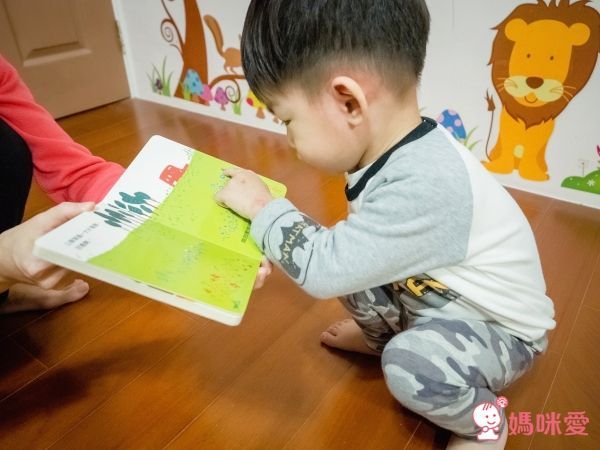 上誼精選：低幼齡寶寶操作遊戲書 0歲起親子共玩
