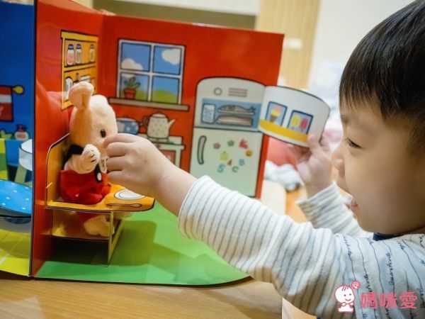 上誼精選:低幼齡寶寶操作遊戲書 0歲起親子共玩