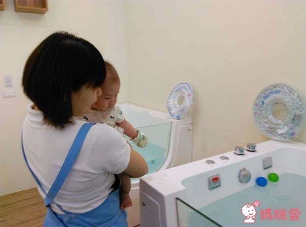 台中【拉拉手親水悠遊館】☆夏日悠遊趣