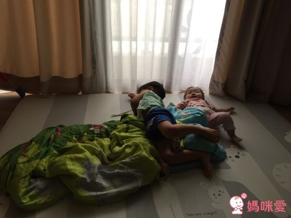 韓國地墊品牌 Parklon 