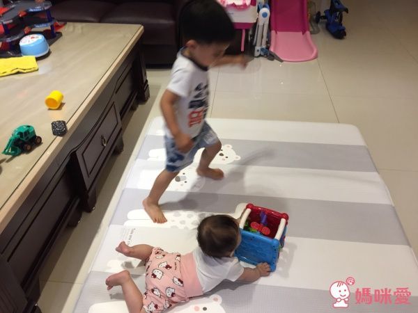 韓國地墊品牌 Parklon 