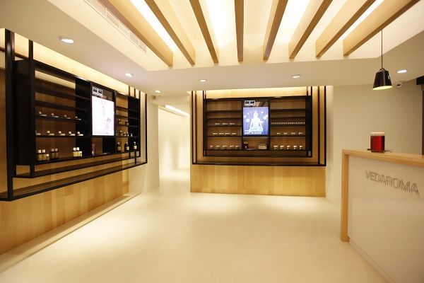 依蘭雅閑Vedaroma★魔法般的細緻手感X頂級芳療按摩