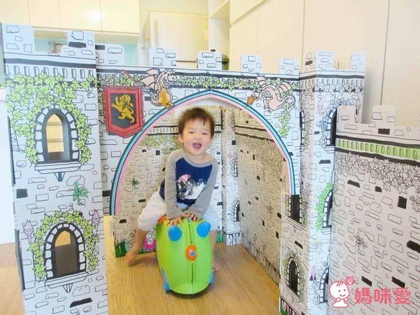 維生樹 好玩有趣 ❤ 紙箱城堡／紙箱餐車／紙模型機器人