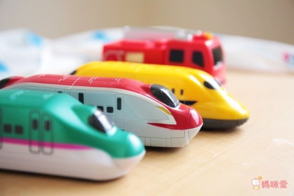 【日本PILOT】魔法變色洗澡家家酒 / 水陸兩用小車車