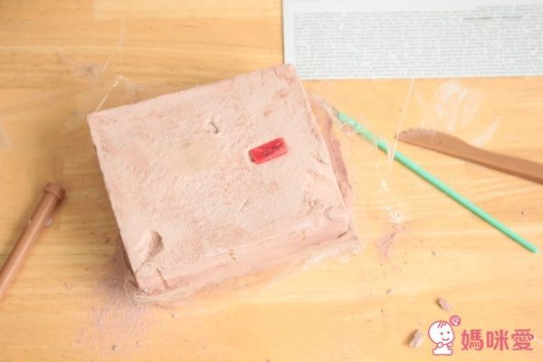 來自香港團隊的 4M DIY 玩具, 結合了科學、美勞、考古主題、黏土與拼圖遊戲