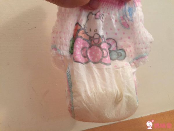 美國限定幫寶適Hello Kitty拉拉褲" width=