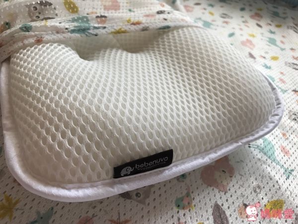 韓國 Bebenuvo 洞洞涼枕