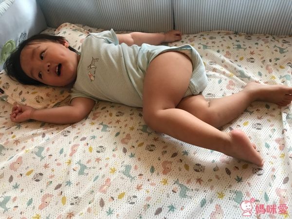 韓國 Bebenuvo 洞洞涼墊