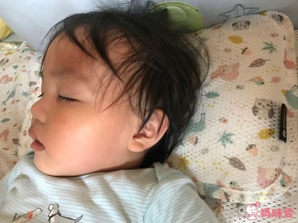 韓國 Bebenuvo 洞洞涼枕