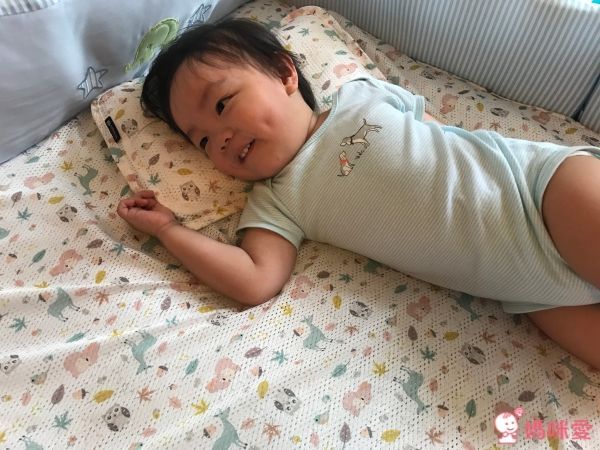 韓國 Bebenuvo 洞洞涼墊