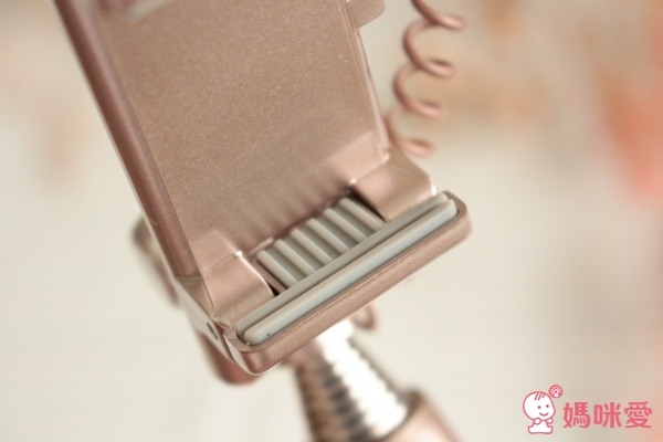 ［多功能自拍神器］3 in 1 藍芽＋補光＋鏡子 高質感自拍棒