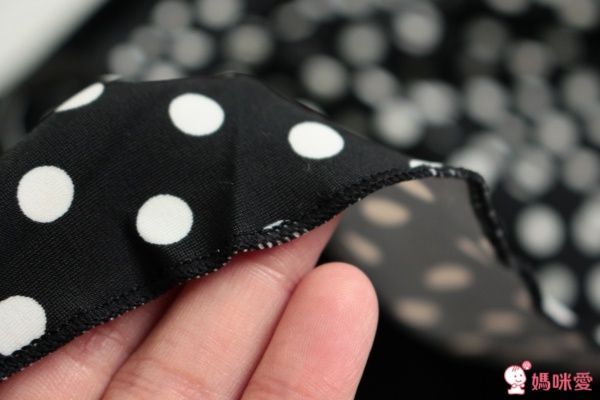 韓國 Vaenait Baby 防曬泳衣