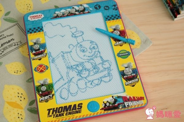 【迪士尼公主&湯瑪士小火車】中文遊戲書系列