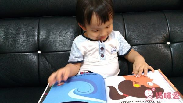 英國Patrick George透明膠片書幼兒五感系列+Magic Painting Book♥美感療癒畫本