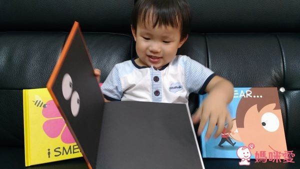 英國Patrick George透明膠片書幼兒五感系列+Magic Painting Book♥美感療癒畫本