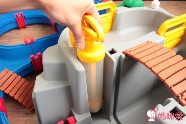 瑞典 Aquaplay - 【豪華版】漂漂河水上樂園玩具-520 ((105X115X22cm))